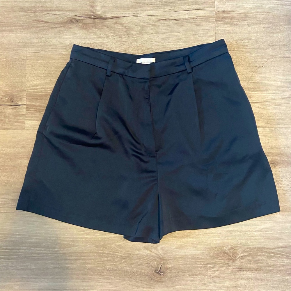 H&M High Rise Satin Pull-On‎ Shorts Size 38 2 Side Pocket
